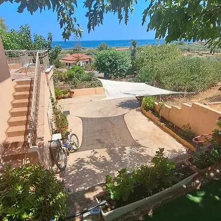 Christina's House Trochalia Монемвазия