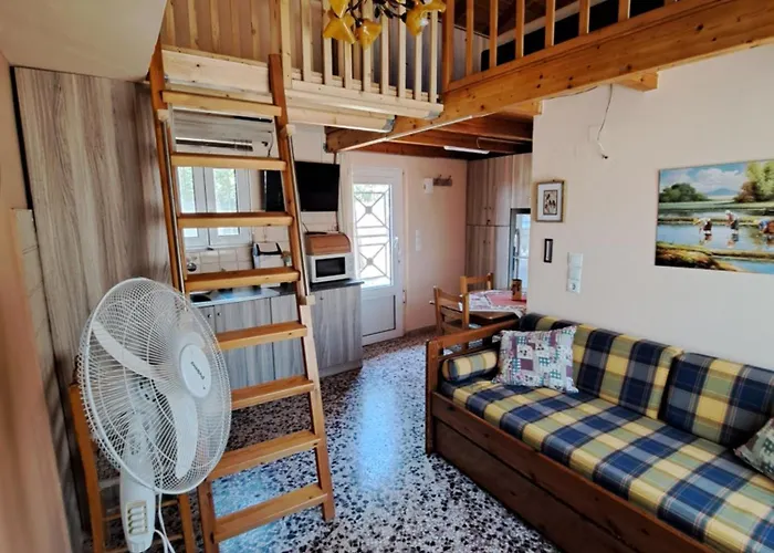 Christina's House Trochalia Апартаменты Монемвазия