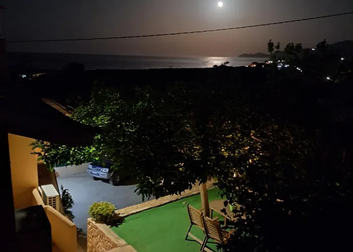 Apartment Christina's House Trochalia Monemvasía